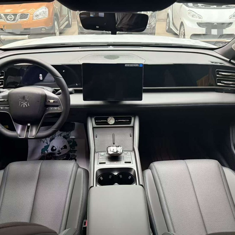 Qin L 2024 DM-i 120KM Leading Edition Qin L 2024 DM-i 120KM Leading Edition