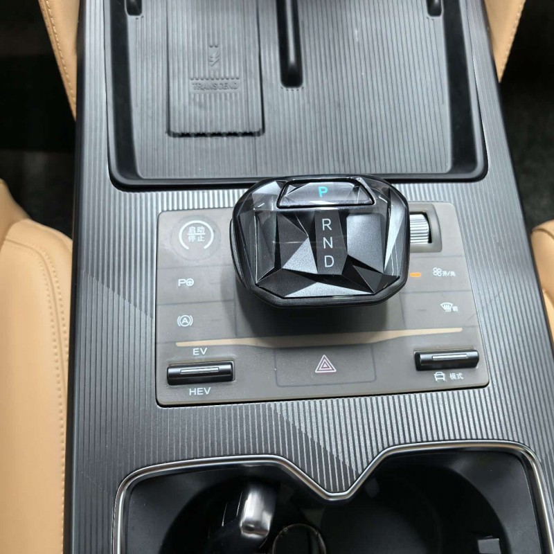 Song L DM-i 2024 160km Excellence Edition Song L DM-i 2024 160km Excellence Edition