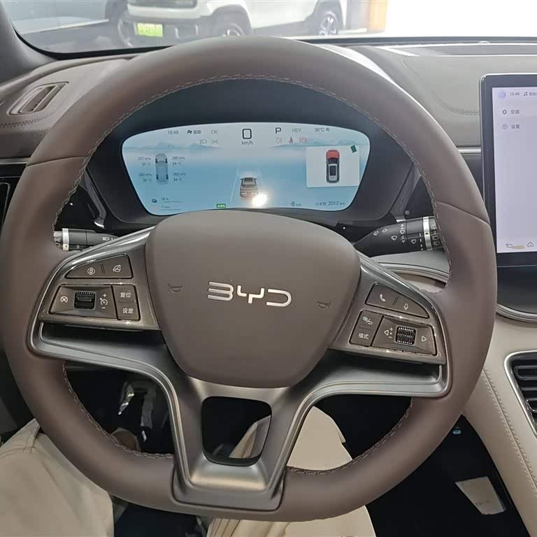 Song PLUS New Energy 2025 DM-i 112KM Premium Edition Song PLUS New Energy 2025 DM-i 112KM Premium Edition