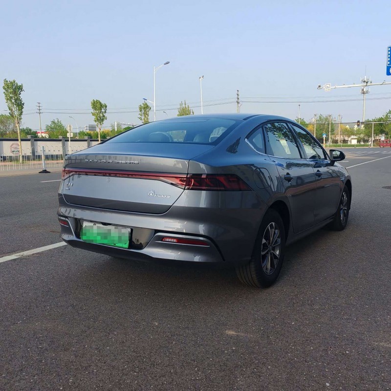 Qin PLUS 2024 Honor Edition DM-i 55KM Leading Edition Qin PLUS 2024 Honor Edition DM-i 55KM Leading Edition
