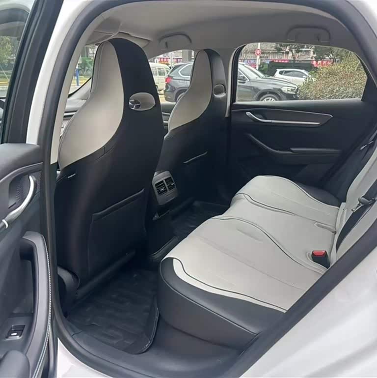 Destroyer 05 2023 Champion Edition DM-i 120KM Premium Destroyer 05 2023 Champion Edition DM-i 120KM Premium