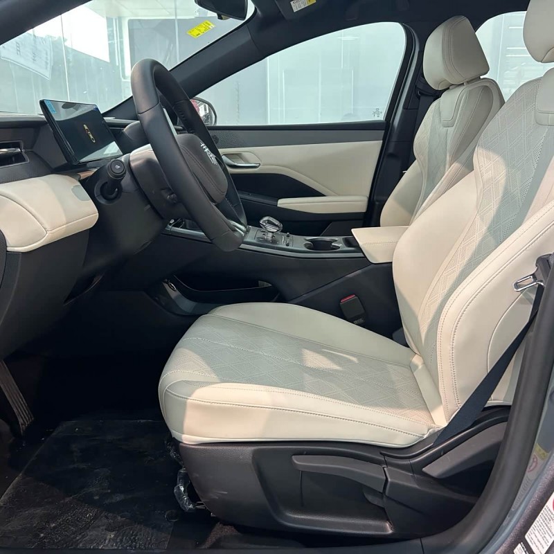Qin PLUS 2025 DM-i Intelligent Driving Edition 55KM Leading Edition Qin PLUS 2025 DM-i Intelligent Driving Edition 55KM Leading Edition