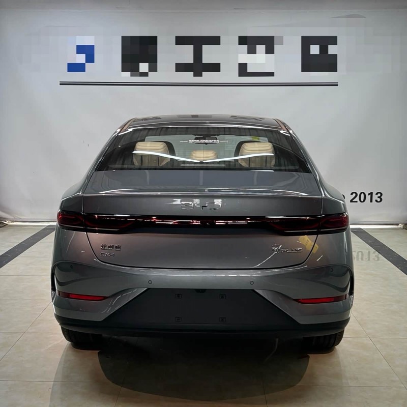 Qin PLUS 2025 DM-i Intelligent Driving Edition 55KM Leading Edition Qin PLUS 2025 DM-i Intelligent Driving Edition 55KM Leading Edition