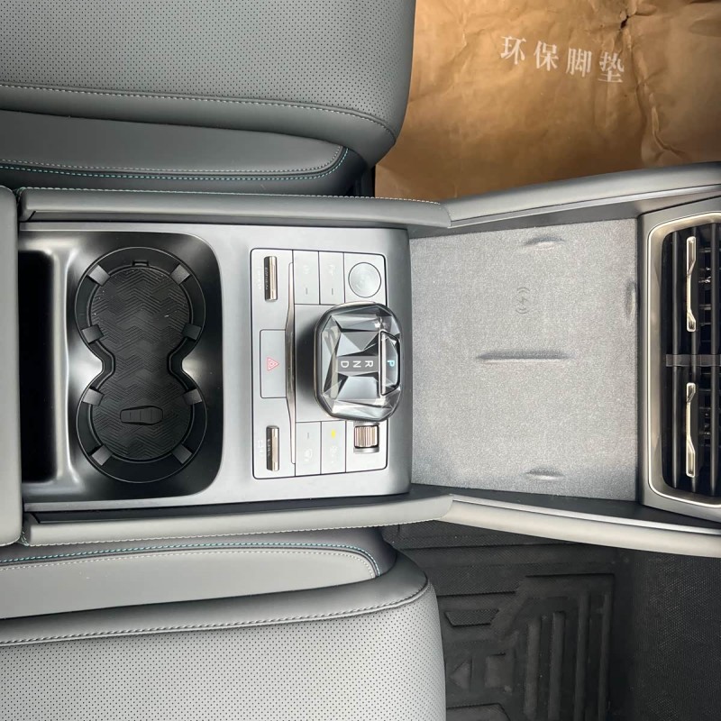 Qin L 2025 DM-i Intelligent Driving Edition 120KM Beyond Edition Qin L 2025 DM-i Intelligent Driving Edition 120KM Beyond Edition