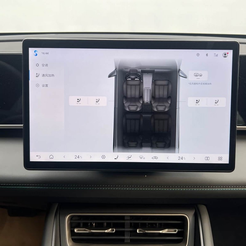 Qin L 2025 DM-i Intelligent Driving Edition 120KM Beyond Edition Qin L 2025 DM-i Intelligent Driving Edition 120KM Beyond Edition