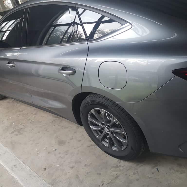 Qin L 2024 DM-i 80KM Leading Edition Qin L 2024 DM-i 80KM Leading Edition
