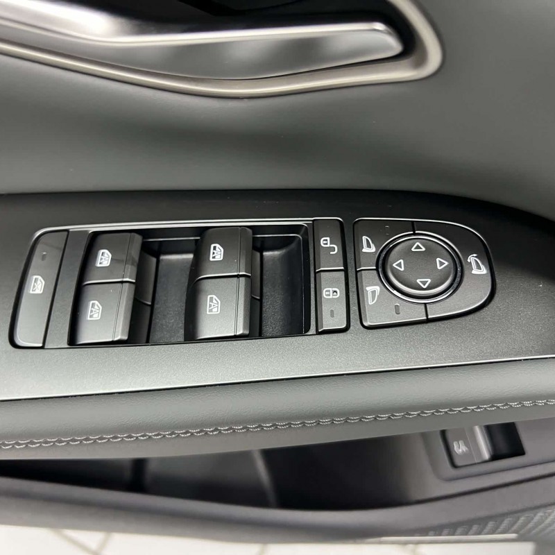 Qin L 2025 DM-i Intelligent Driving Edition 120KM Excellence Edition Qin L 2025 DM-i Intelligent Driving Edition 120KM Excellence Edition