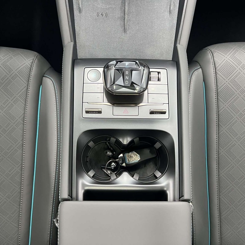 Qin L 2025 DM-i Intelligent Driving Edition 120KM Excellence Edition Qin L 2025 DM-i Intelligent Driving Edition 120KM Excellence Edition