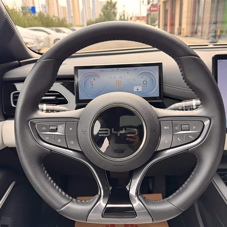 Haibao 06 New Energy 2024 DM-i 120KM Premium Edition Haibao 06 New Energy 2024 DM-i 120KM Premium Edition