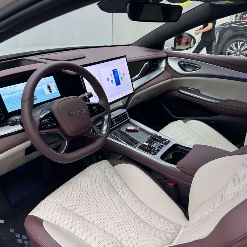 Seal 07 DM-i 2025 DM-i 1.5L 125km Premium Edition Seal 07 DM-i 2025 DM-i 1.5L 125km Premium Edition