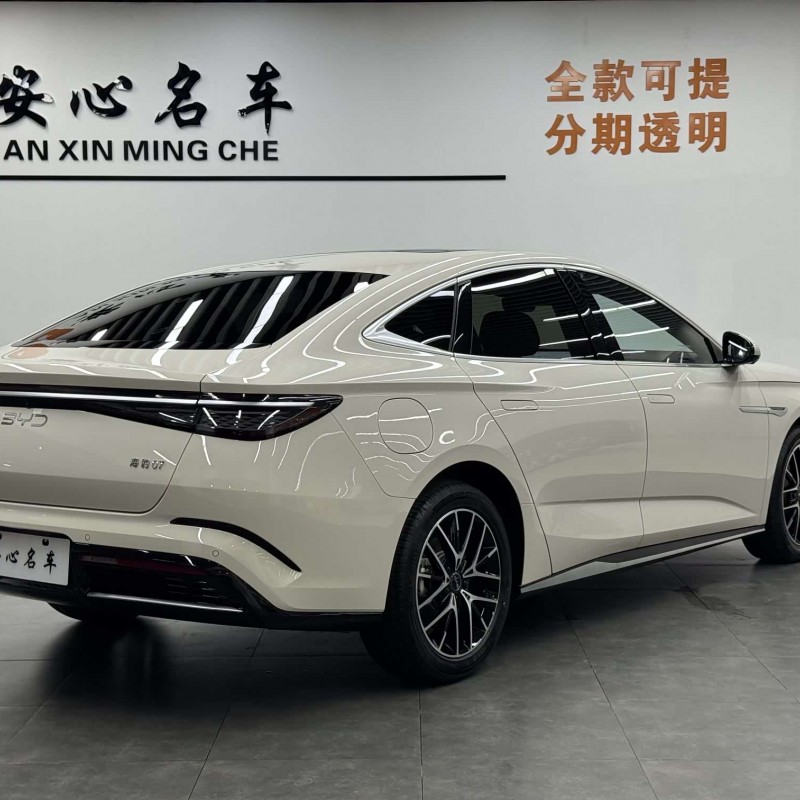 Seal 07 DM-i 2025 DM-i 1.5L 125km Premium Edition Seal 07 DM-i 2025 DM-i 1.5L 125km Premium Edition