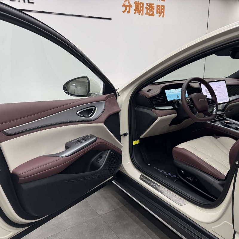 Seal 07 DM-i 2025 DM-i 1.5L 125km Premium Edition Seal 07 DM-i 2025 DM-i 1.5L 125km Premium Edition