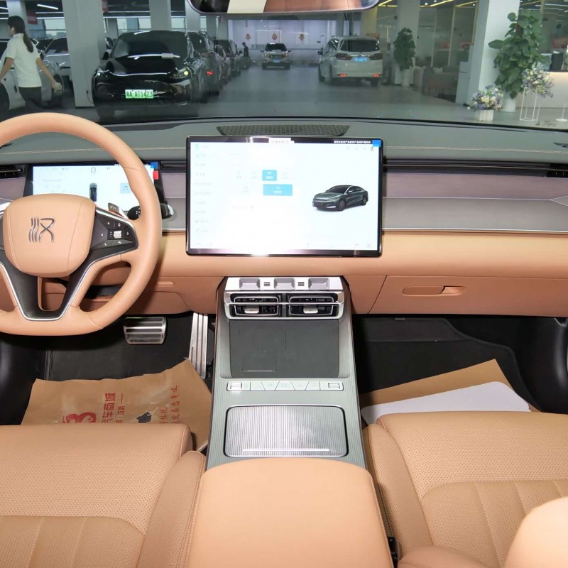 Han L 2025 DM-p 4WD LiDAR Flagship Model Han L 2025 DM-p 4WD LiDAR Flagship Model