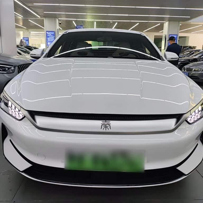 Qin PLUS 2023 Champion Edition EV 420KM Leading Edition Qin PLUS 2023 Champion Edition EV 420KM Leading Edition