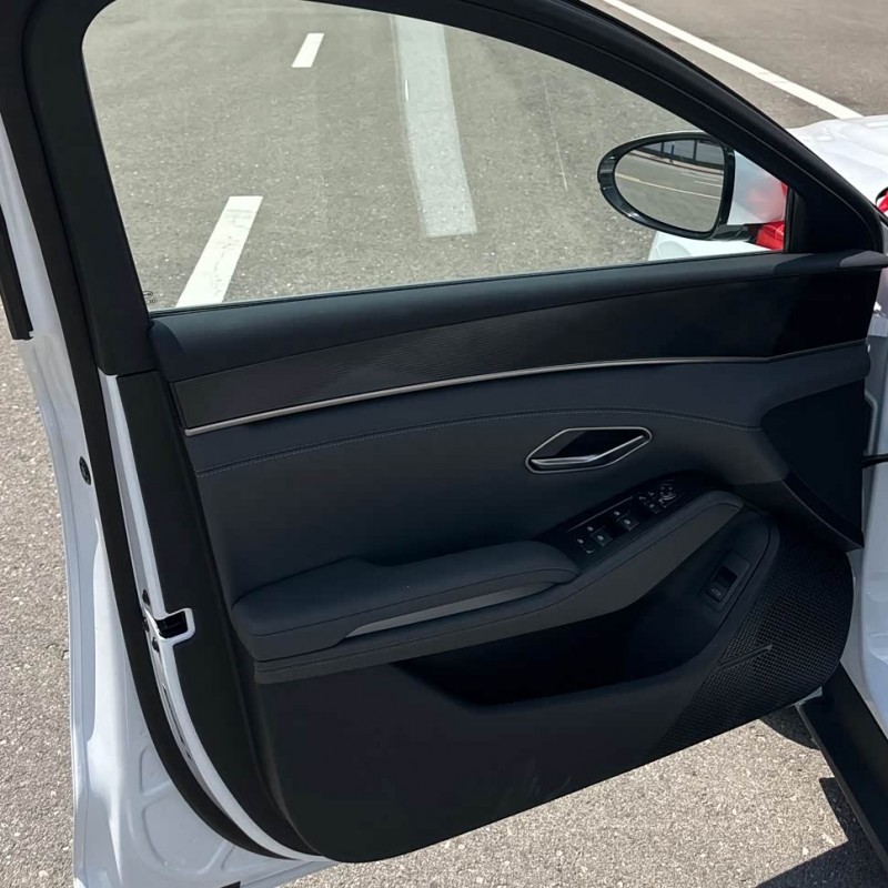 Qin L 2024 DM-i 120KM Leading Edition Qin L 2024 DM-i 120KM Leading Edition