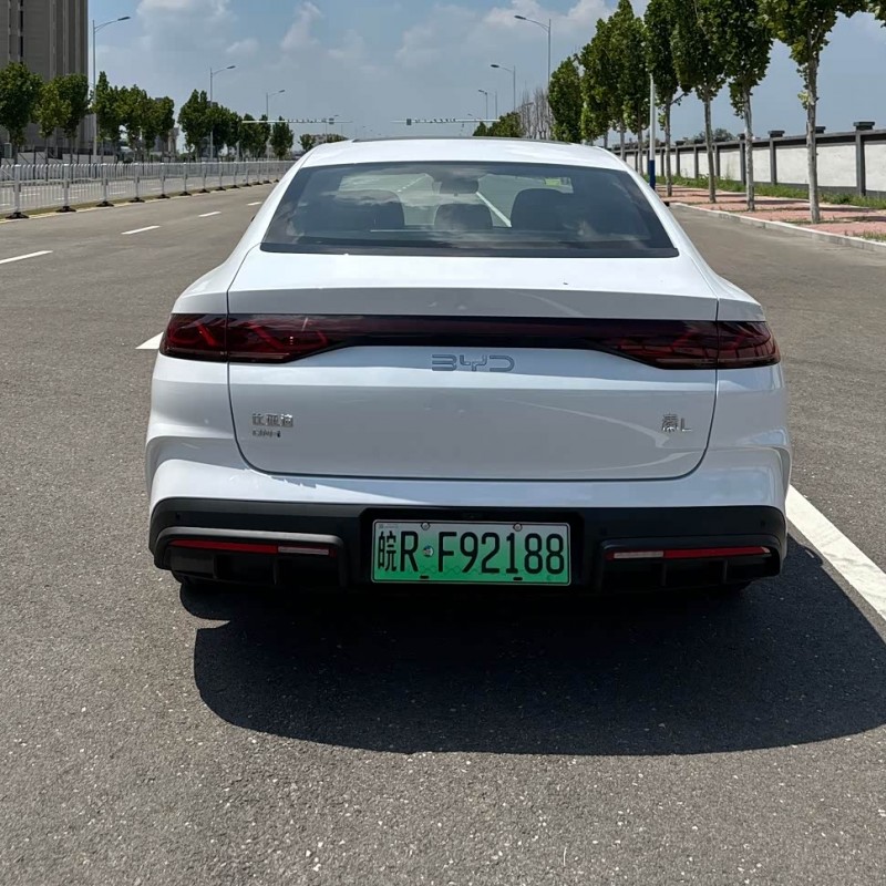 Qin L 2024 DM-i 120KM Leading Edition Qin L 2024 DM-i 120KM Leading Edition