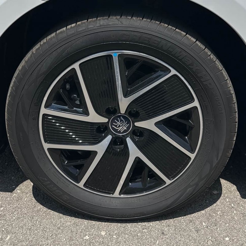 Qin L 2024 DM-i 120KM Leading Edition Qin L 2024 DM-i 120KM Leading Edition