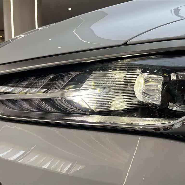 Qin PLUS 2023 Champion Edition DM-i 120KM Beyond Edition Qin PLUS 2023 Champion Edition DM-i 120KM Beyond Edition