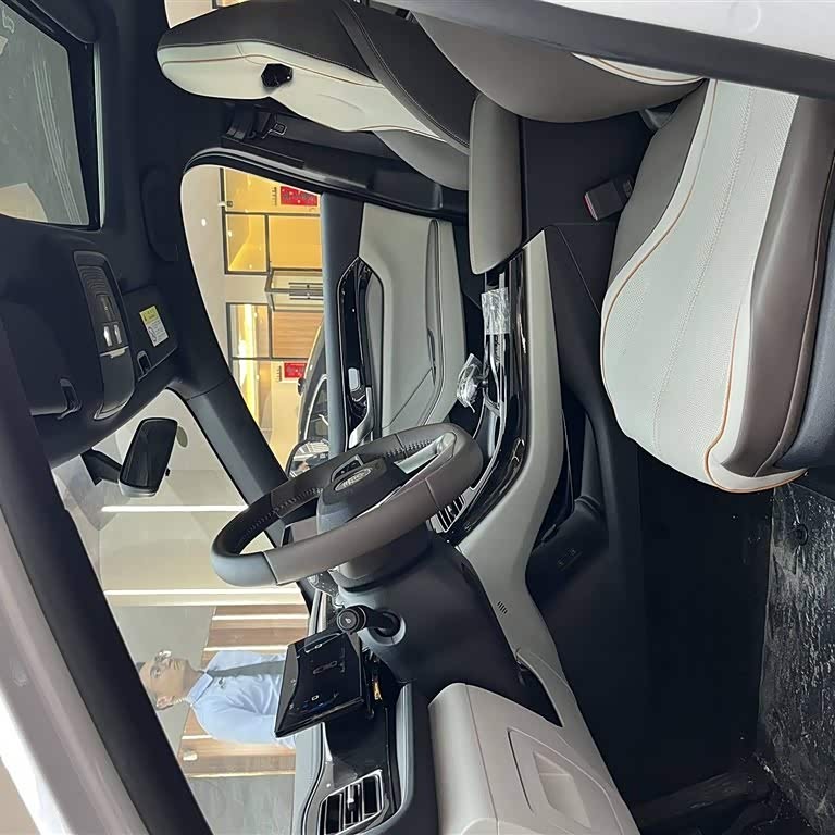Qin PLUS 2023 Champion Edition DM-i 120KM Beyond Edition Qin PLUS 2023 Champion Edition DM-i 120KM Beyond Edition