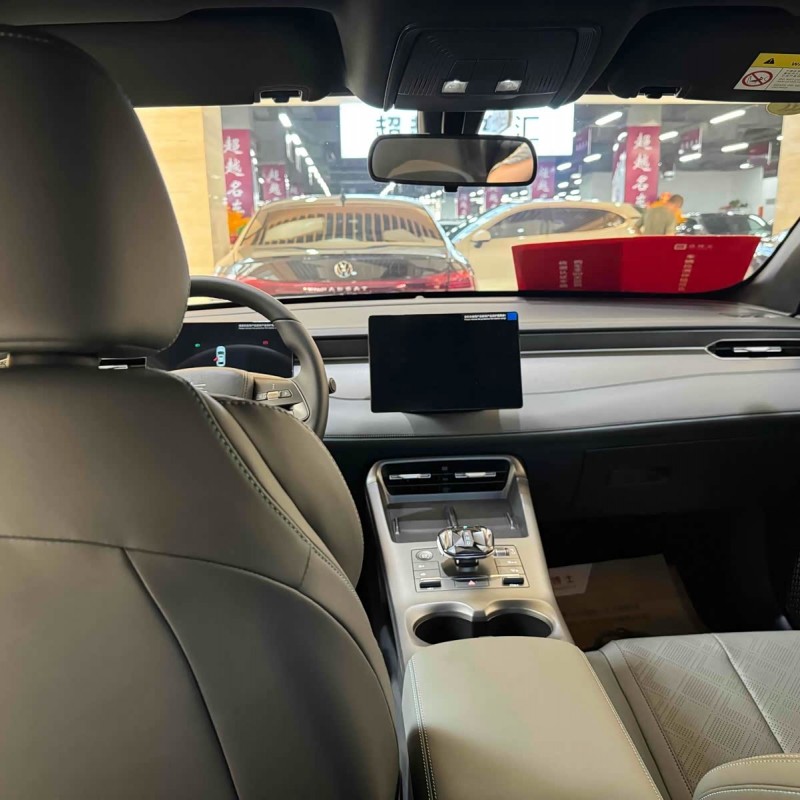 Qin PLUS 2025 DM-i Intelligent Driving Edition 55KM Leading Edition Qin PLUS 2025 DM-i Intelligent Driving Edition 55KM Leading Edition