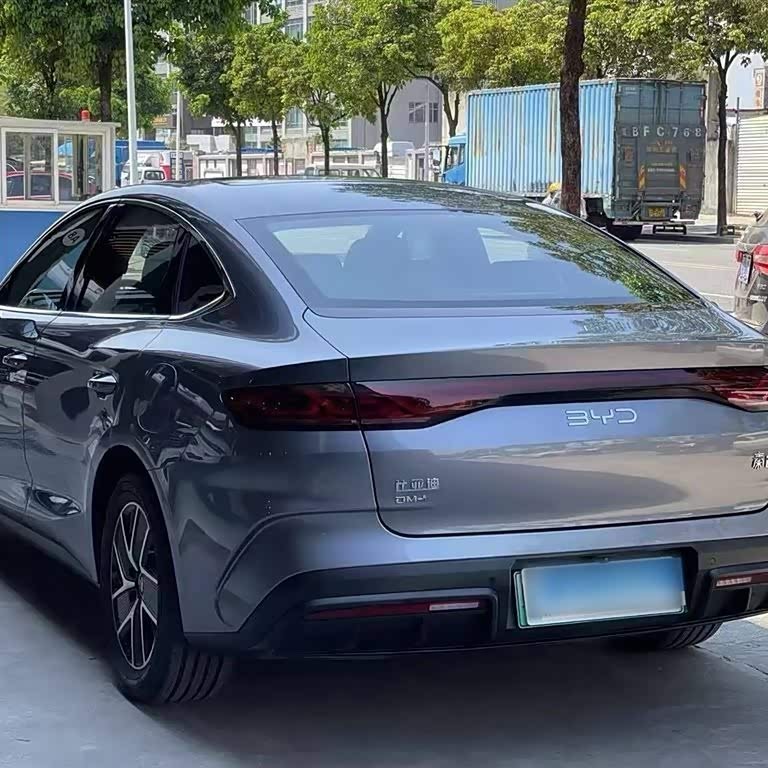 Qin L 2024 DM-i 120KM Leading Edition Qin L 2024 DM-i 120KM Leading Edition