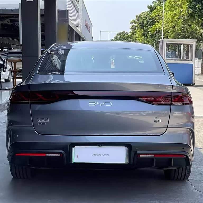 Qin L 2024 DM-i 120KM Leading Edition Qin L 2024 DM-i 120KM Leading Edition