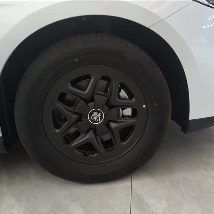 Qin PLUS 2025 DM-i Intelligent Driving Edition 55KM Leading Edition Qin PLUS 2025 DM-i Intelligent Driving Edition 55KM Leading Edition