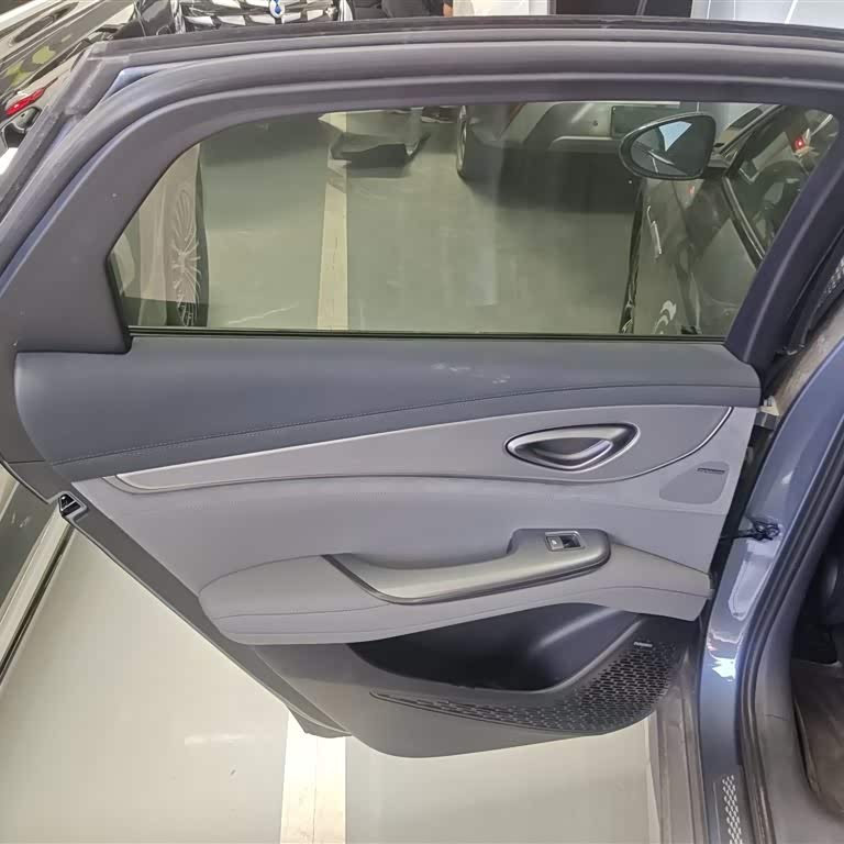 Seal 07 DM-i 2025 DM-i 1.5L 125km Premium Edition Seal 07 DM-i 2025 DM-i 1.5L 125km Premium Edition