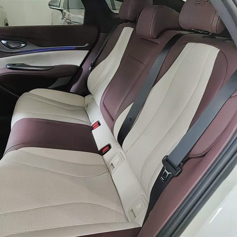 2023 Haima DM-i 1.5L 121km Premium Edition 2023 Haima DM-i 1.5L 121km Premium Edition