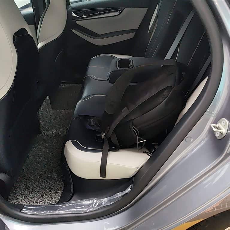 Qin PLUS 2021 DM-i 55KM Flagship Edition Qin PLUS 2021 DM-i 55KM Flagship Edition