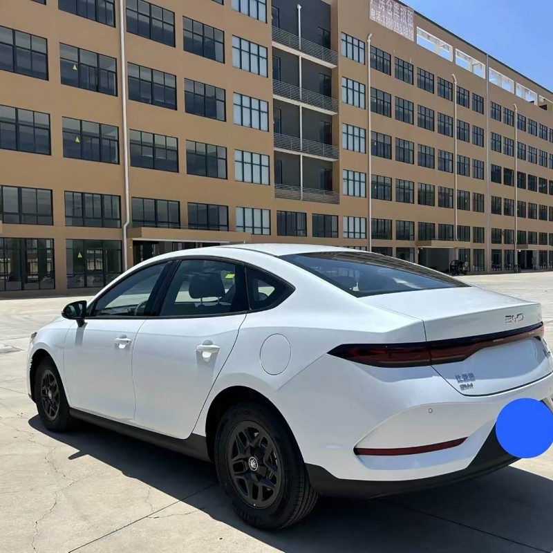 Qin PLUS 2025 DM-i Intelligent Driving Edition 55KM Leading Edition Qin PLUS 2025 DM-i Intelligent Driving Edition 55KM Leading Edition