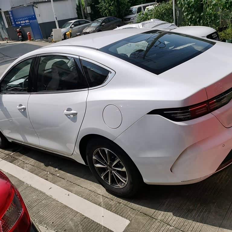 Destroyer 05 2024 Glory Edition DM-i 55KM Luxury Model Destroyer 05 2024 Glory Edition DM-i 55KM Luxury Model