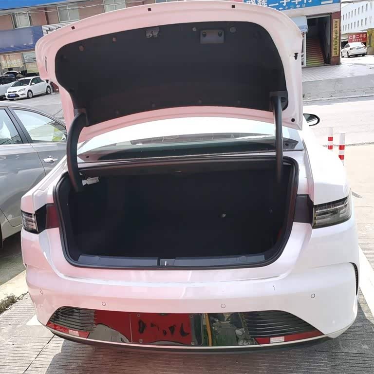 Destroyer 05 2024 Glory Edition DM-i 55KM Luxury Model Destroyer 05 2024 Glory Edition DM-i 55KM Luxury Model