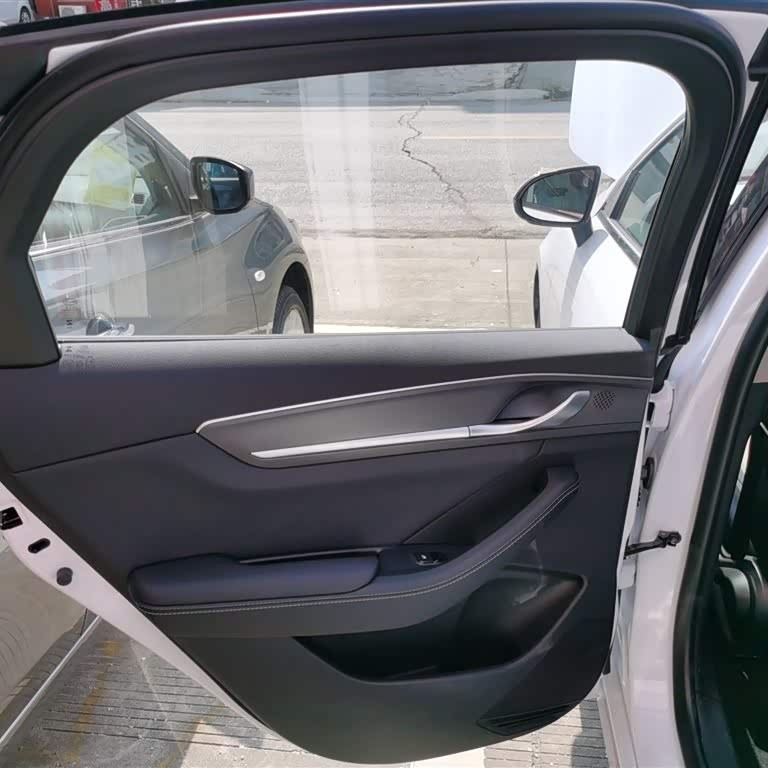 Destroyer 05 2024 Glory Edition DM-i 55KM Luxury Model Destroyer 05 2024 Glory Edition DM-i 55KM Luxury Model