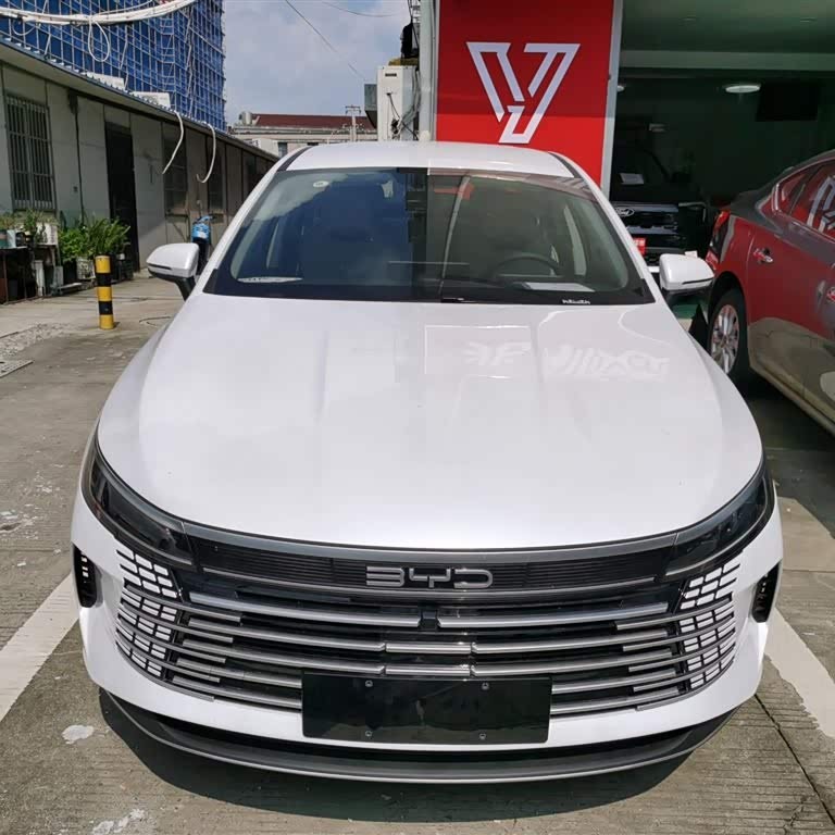 Destroyer 05 2024 Glory Edition DM-i 55KM Luxury Model Destroyer 05 2024 Glory Edition DM-i 55KM Luxury Model
