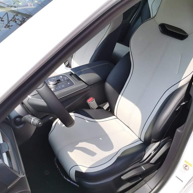 Destroyer 05 2024 Glory Edition DM-i 55KM Luxury Model Destroyer 05 2024 Glory Edition DM-i 55KM Luxury Model