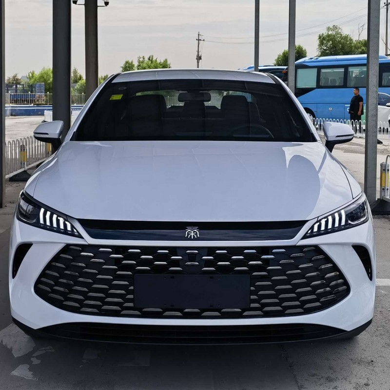 Qin PLUS 2025 DM-i Intelligent Driving Edition 55KM Leading Edition Qin PLUS 2025 DM-i Intelligent Driving Edition 55KM Leading Edition