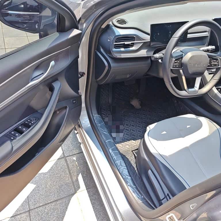 Destroyer 05 2023 Champion Edition DM-i 55KM Luxury Destroyer 05 2023 Champion Edition DM-i 55KM Luxury
