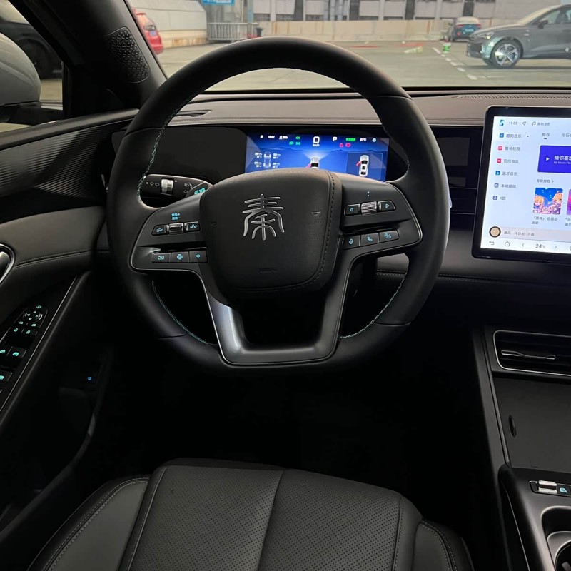 Qin L 2025 EV 470KM Leading Edition Qin L 2025 EV 470KM Leading Edition