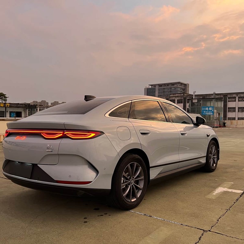 Qin L 2025 EV 470KM Leading Edition Qin L 2025 EV 470KM Leading Edition