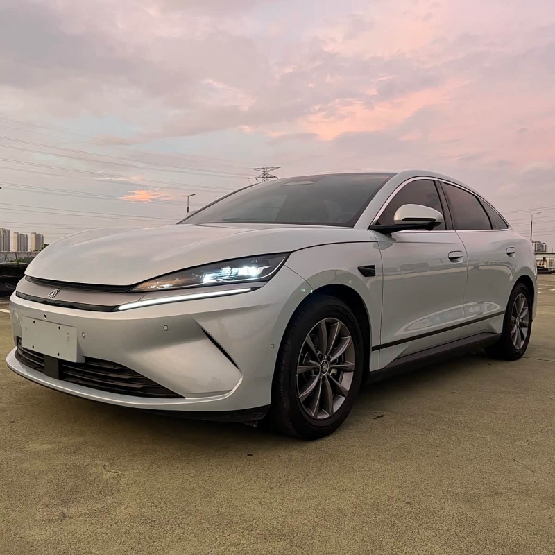 Qin L 2025 EV 470KM Leading Edition Qin L 2025 EV 470KM Leading Edition