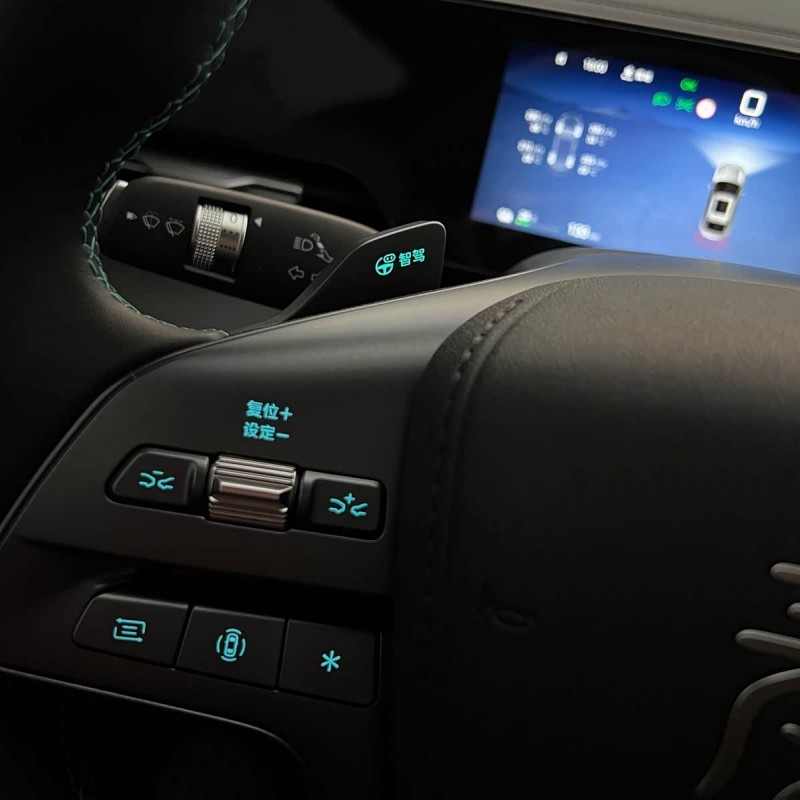 Qin L 2025 EV 470KM Leading Edition Qin L 2025 EV 470KM Leading Edition
