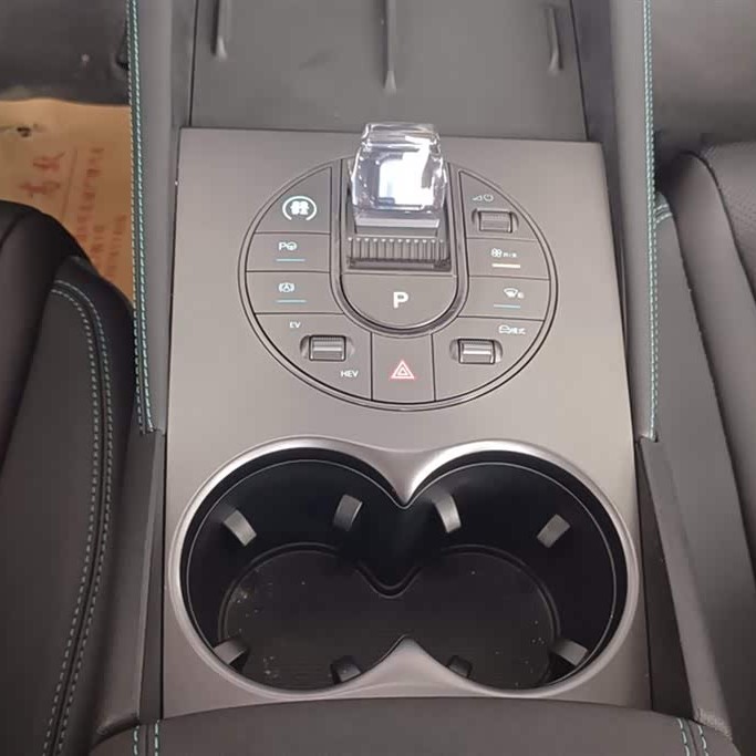 Haibao 06 New Energy 2025 DM-i Intelligent Driving Edition 120KM Premium Edition Haibao 06 New Energy 2025 DM-i Intelligent Driving Edition 120KM Premium Edition