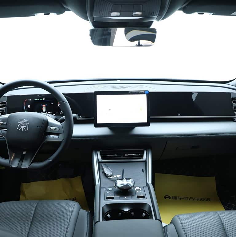 Qin L 2024 DM-i 80KM Leading Edition Qin L 2024 DM-i 80KM Leading Edition