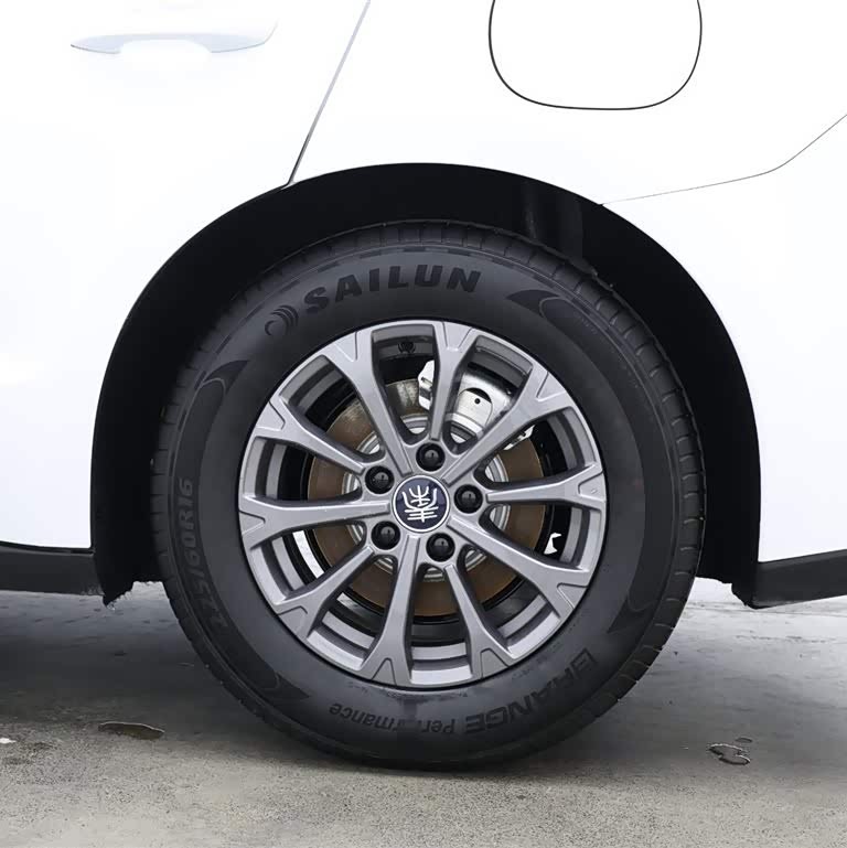 Qin L 2024 DM-i 80KM Leading Edition Qin L 2024 DM-i 80KM Leading Edition