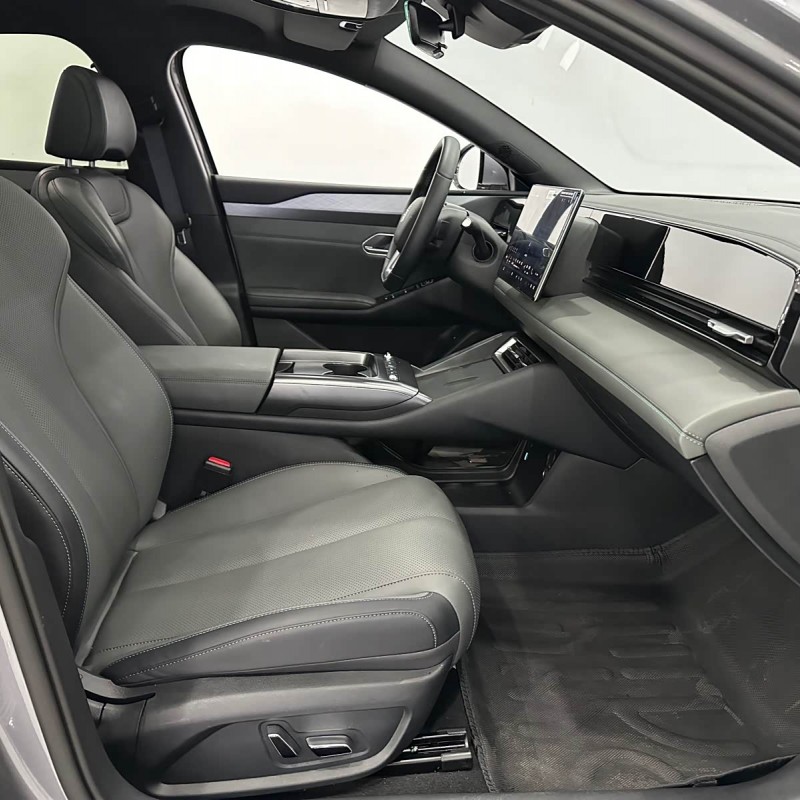 Qin L 2025 EV 545KM Beyond Edition Qin L 2025 EV 545KM Beyond Edition