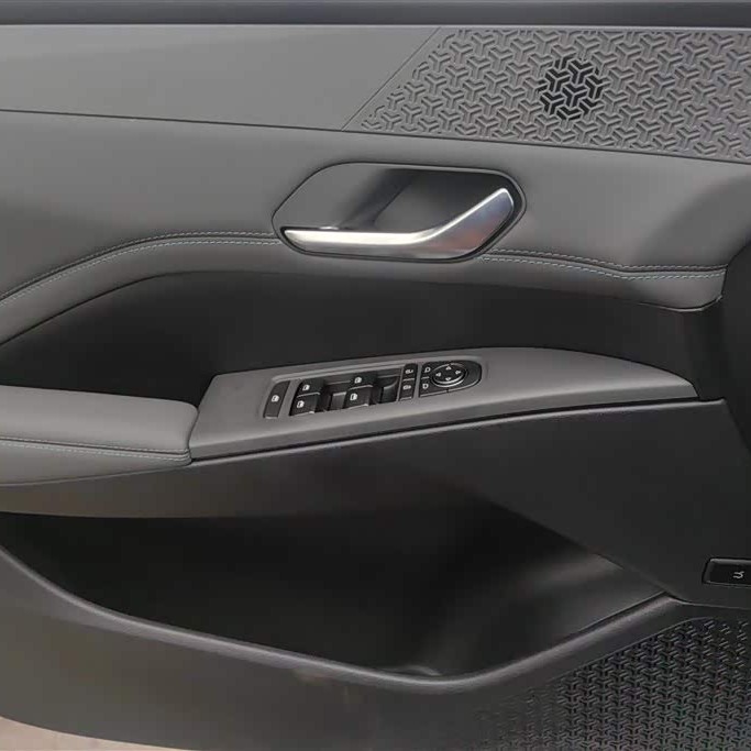 Qin PLUS 2025 DM-i Intelligent Driving Edition 55KM Leading Edition Qin PLUS 2025 DM-i Intelligent Driving Edition 55KM Leading Edition