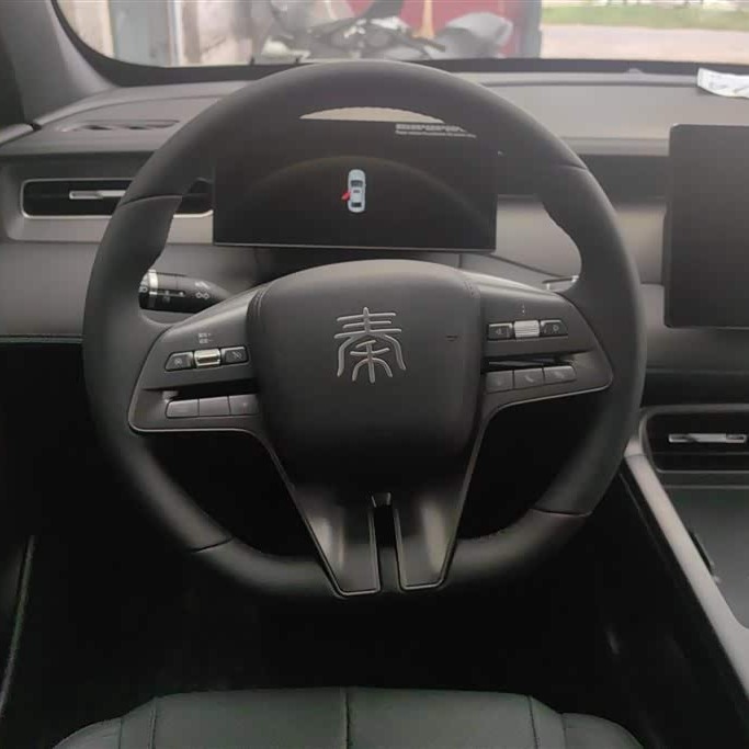 Qin PLUS 2025 DM-i Intelligent Driving Edition 55KM Leading Edition Qin PLUS 2025 DM-i Intelligent Driving Edition 55KM Leading Edition