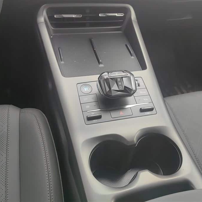 Qin PLUS 2025 DM-i Intelligent Driving Edition 55KM Leading Edition Qin PLUS 2025 DM-i Intelligent Driving Edition 55KM Leading Edition