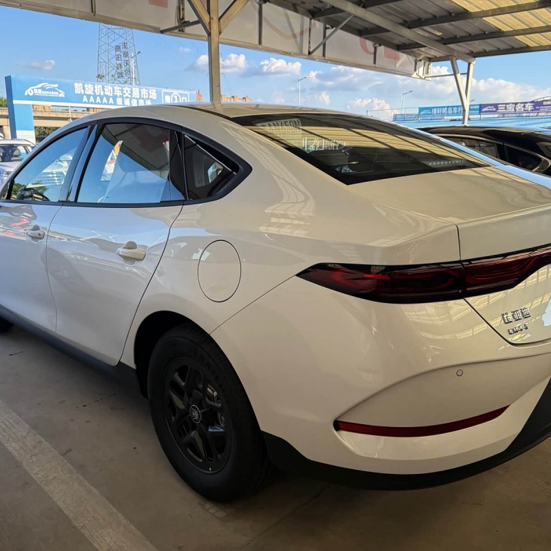 Qin PLUS 2025 DM-i Intelligent Driving Edition 55KM Leading Edition Qin PLUS 2025 DM-i Intelligent Driving Edition 55KM Leading Edition